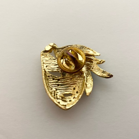 Mask pin - Picture 2 of 3